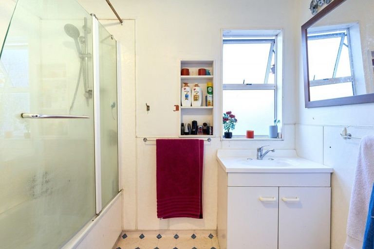 Photo of property in 911 Willowpark Road North, Mayfair, Hastings, 4122