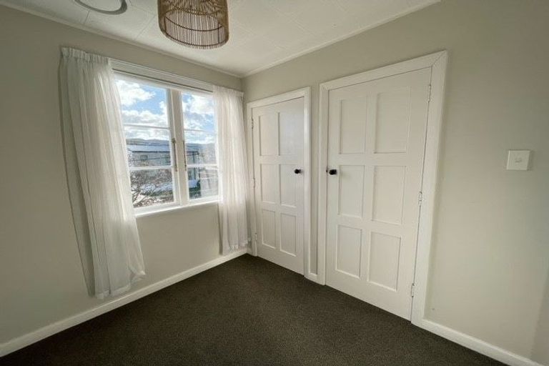 Photo of property in 1/126 Waiwhetu Road, Waterloo, Lower Hutt, 5011