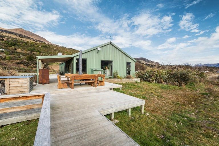 Photo of property in 34 Birley Rise, Glenorchy, 9372