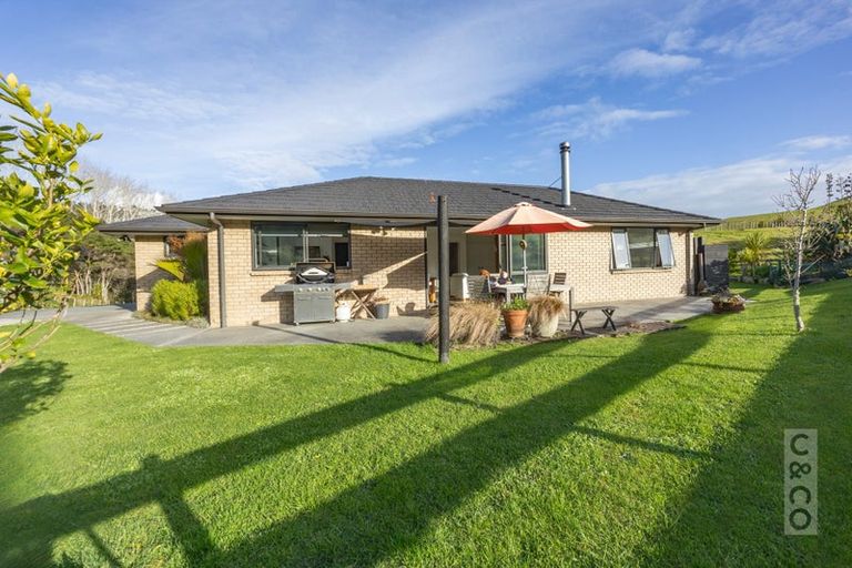 Photo of property in 188 Mcpike Road, Waimauku, 0883