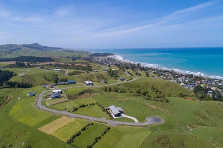 Photo of property in 37 Rochdale Road, Riversdale Beach, Masterton, 5872