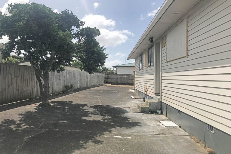 Photo of property in 73 Clayton Avenue, Otara, Auckland, 2023