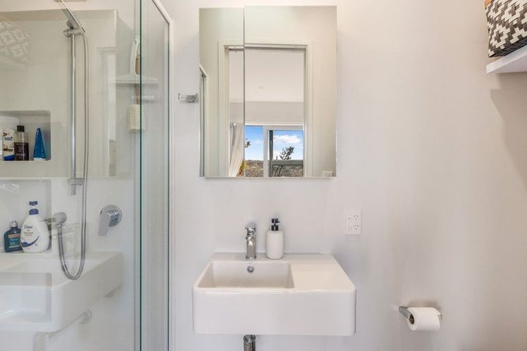 Photo of property in 13a Townsend Road, Miramar, Wellington, 6022