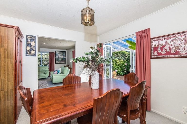 Photo of property in 8a Kipling Street, Johnsonville, Wellington, 6037