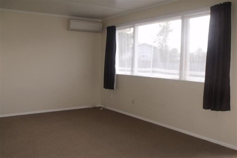 Photo of property in 805 Lawrence Street, Akina, Hastings, 4122