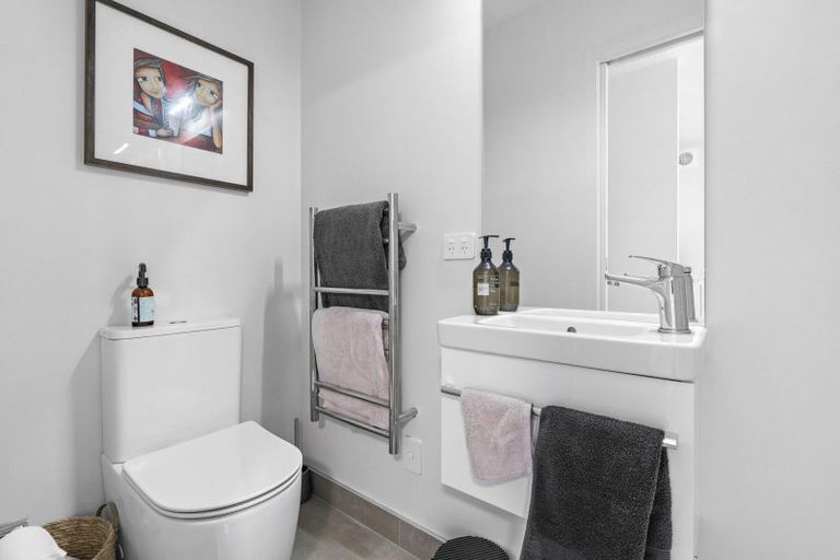 Photo of property in 8/17 Victoria Road, Mount Maunganui, 3116