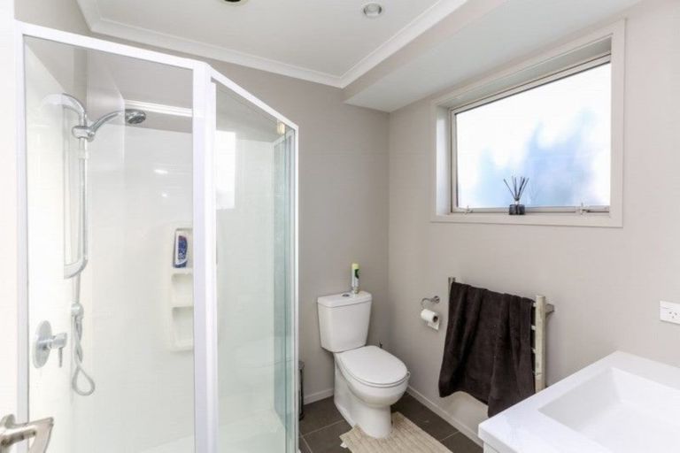 Photo of property in 1 Keene Drive, Bell Block, New Plymouth, 4312