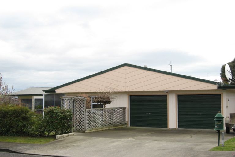 Photo of property in 5 Carl Avenue, Havelock North, 4130