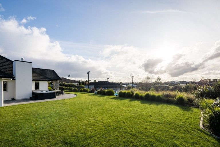 Photo of property in 17 Bentley Rise, Flagstaff, Hamilton, 3210