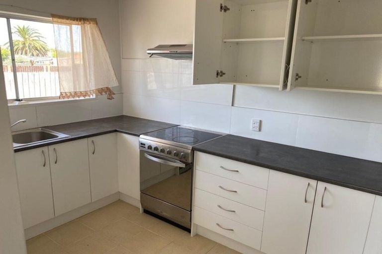 Photo of property in 1/17 Idlewild Avenue, Mangere, Auckland, 2022