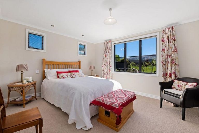 Photo of property in 1 Ash Lane, Cromwell, 9310