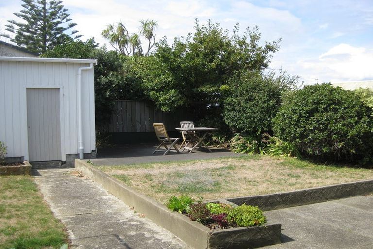 Photo of property in 181 Coutts Street, Rongotai, Wellington, 6022
