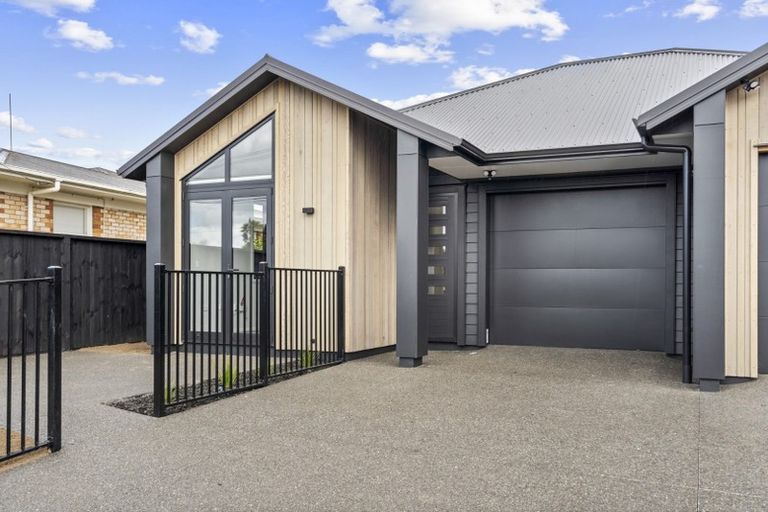 Photo of property in 1/17 Tudor Crescent, Chedworth, Hamilton, 3210