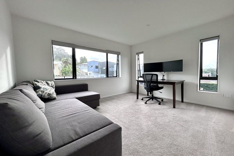 Photo of property in 5/3c Long Bay Drive, Torbay, Auckland, 0630