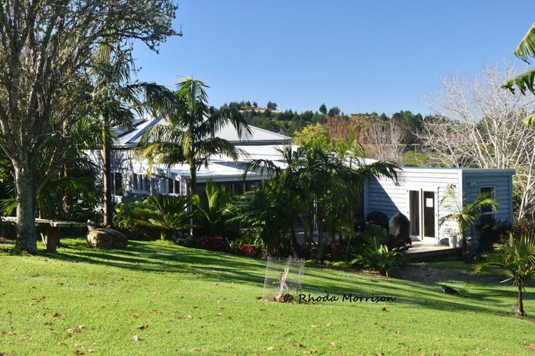 Photo of property in 330 Franklin Road, Paparoa, 0571