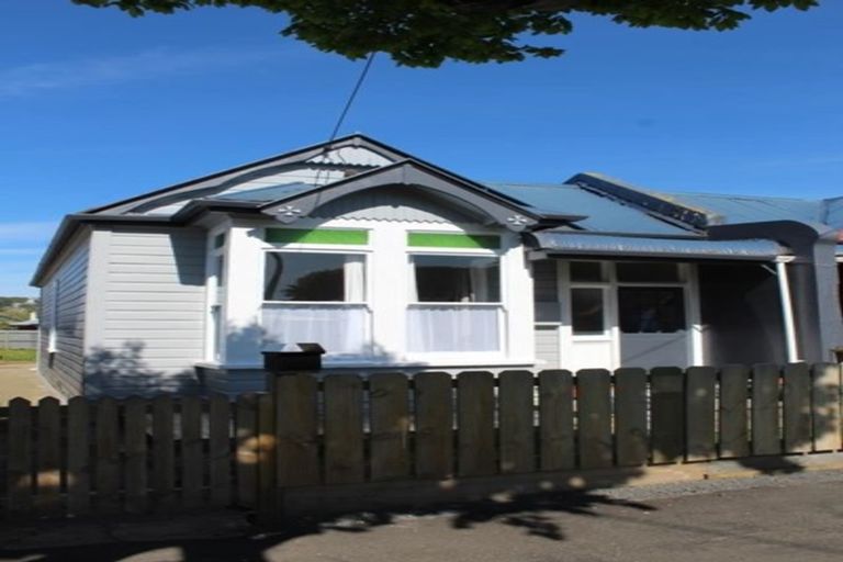 Photo of property in 19 Law Street, Caversham, Dunedin, 9012