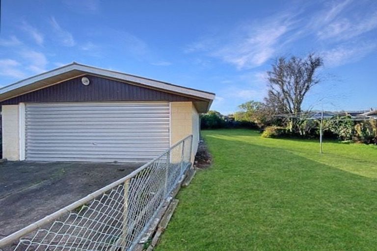 Photo of property in 11 Courage Road, Amberley, 7410