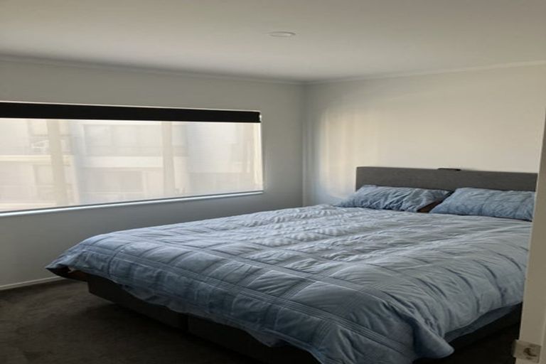 Photo of property in The Haven, 15/120 Beach Haven Road, Beach Haven, Auckland, 0626