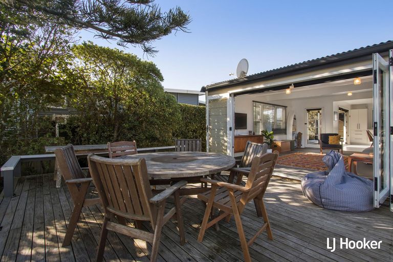 Photo of property in 84 Seaforth Road, Waihi Beach, 3611