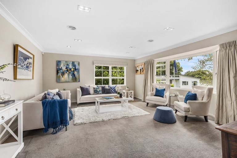 Photo of property in 8 Saint Annes Square, Tawa, Wellington, 5028