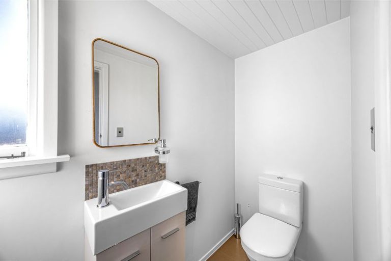 Photo of property in 1/127 Fendalton Road, Fendalton, Christchurch, 8014