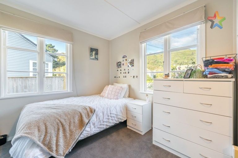 Photo of property in 133 Waddington Drive, Naenae, Lower Hutt, 5011