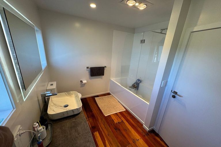 Photo of property in 285 Royal Road, Massey, Auckland, 0614