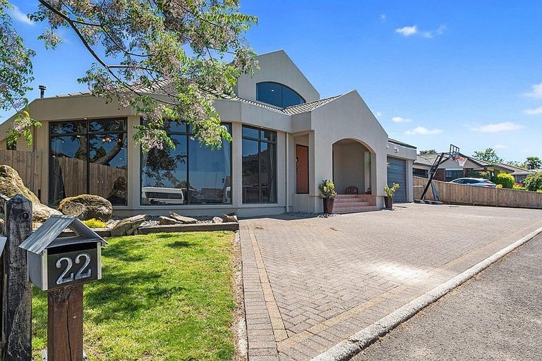 Photo of property in 22 Hoyte Place, Pukehangi, Rotorua, 3015