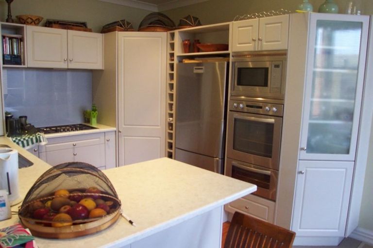 Photo of property in 78 Pirie Street, Mount Victoria, Wellington, 6011