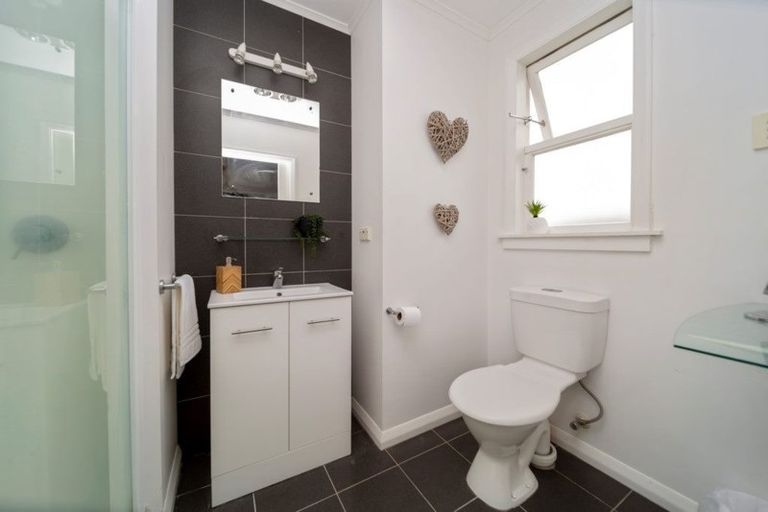 Photo of property in 182 Brooklands Road, Vogeltown, New Plymouth, 4310