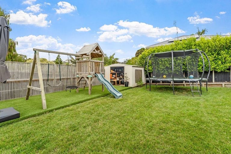 Photo of property in 267 Vipond Road, Stanmore Bay, Whangaparaoa, 0932