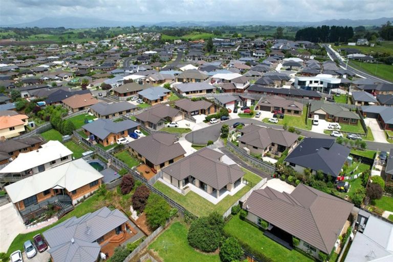 Photo of property in 11 Jack Rise, Grandview Heights, Hamilton, 3200