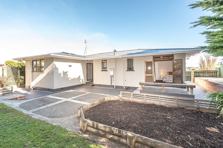 Photo of property in 74c Cornfoot Street, Castlecliff, Whanganui, 4501