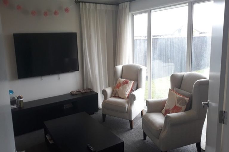 Photo of property in 33 Beachvale Drive, Kaiapoi, 7630