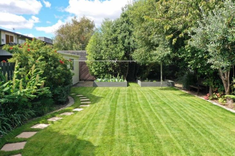 Photo of property in 156 Kings Crescent, Hutt Central, Lower Hutt, 5010