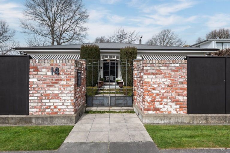 Photo of property in 14 Church Lane, Merivale, Christchurch, 8014