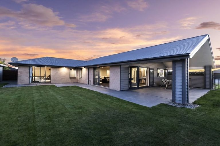 Photo of property in 4 Rhyolite Court, Rolleston, 7614