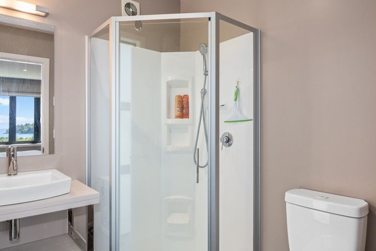 Photo of property in 32 Kotare Place, Kaiteriteri, Motueka, 7197