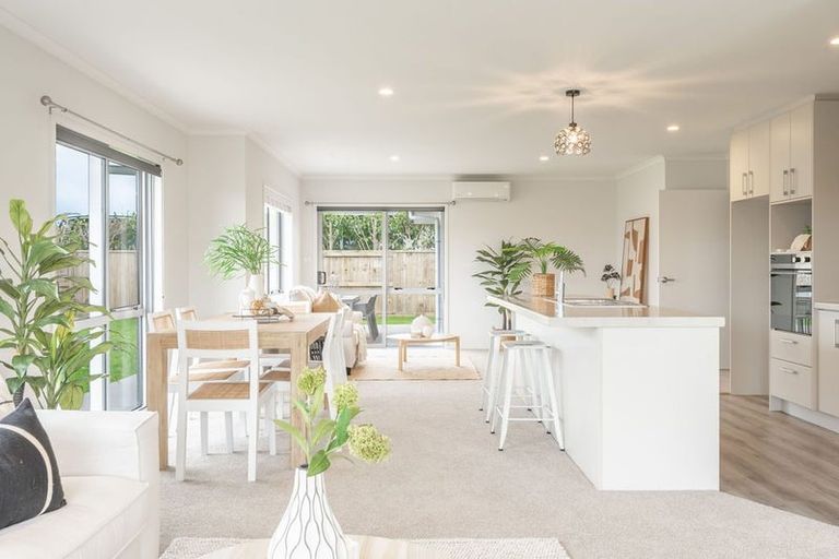 Photo of property in 100 Puhirake Crescent, Pyes Pa, Tauranga, 3112
