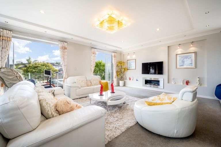 Photo of property in 7 Kinmont Rise, East Tamaki Heights, Auckland, 2016