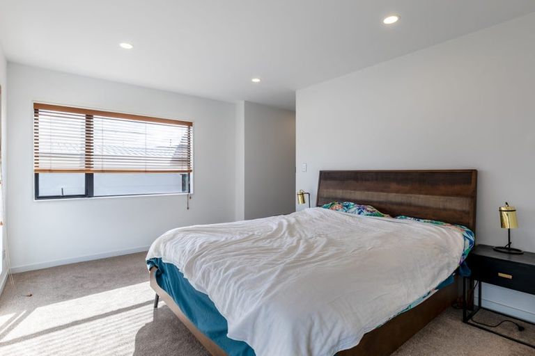 Photo of property in 11 Coastview Lane, Long Bay, Auckland, 0630