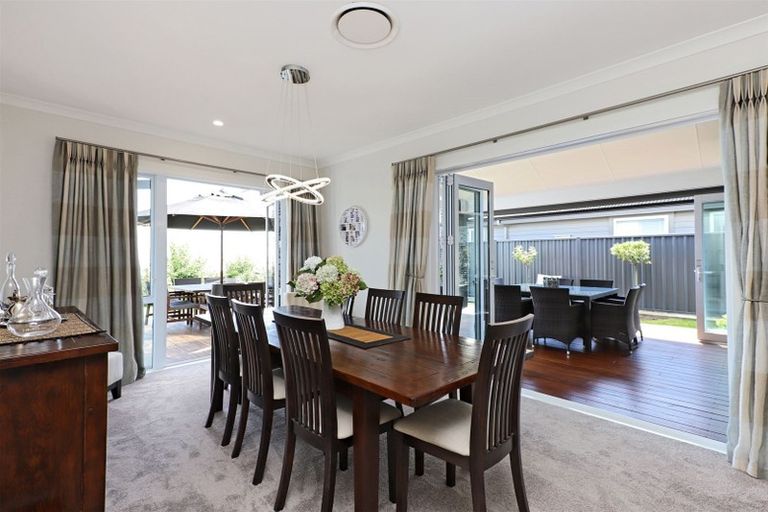 Photo of property in 49 Arataki Road, Havelock North, 4130