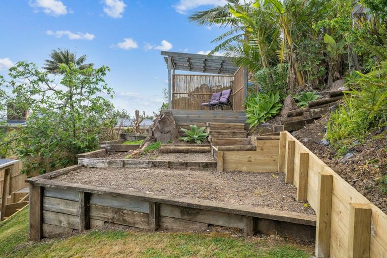 Photo of property in 104 Beach Road, Onerahi, Whangarei, 0110