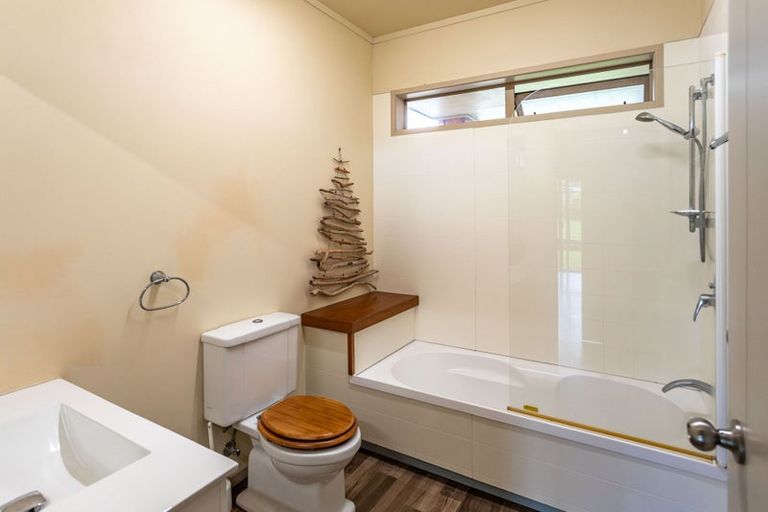 Photo of property in 13 Koromiko Drive, Coromandel, 3506