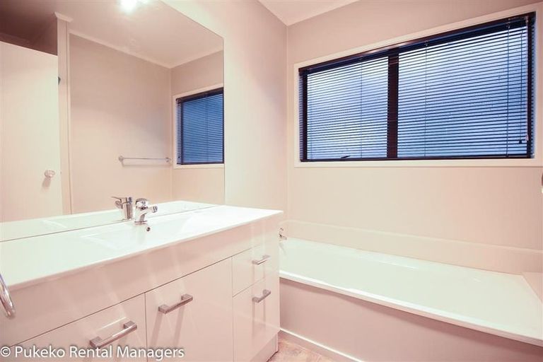 Photo of property in 50 Bellfield Road, Opaheke, Papakura, 2113