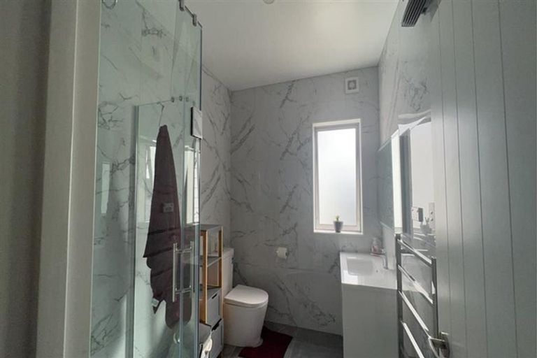 Photo of property in 10 Takurua Terrace, Orewa, 0931