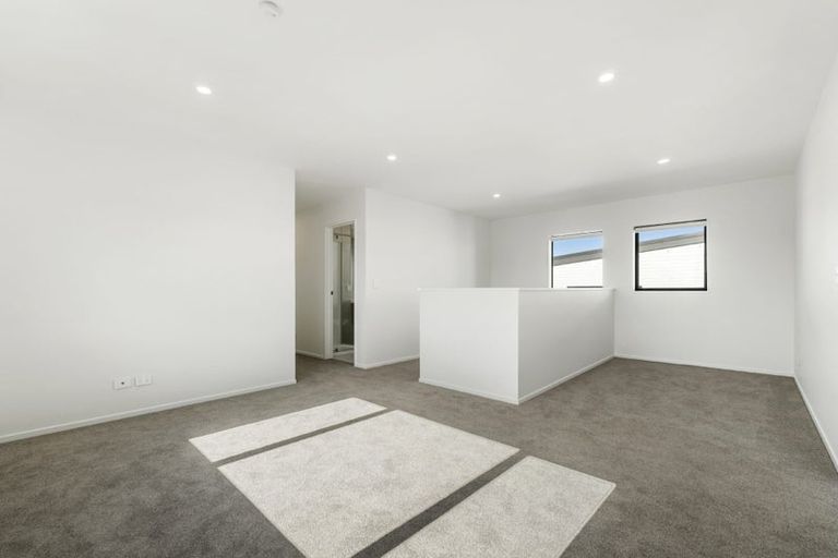 Photo of property in 2 Kakahi Road, Beachlands, 2018