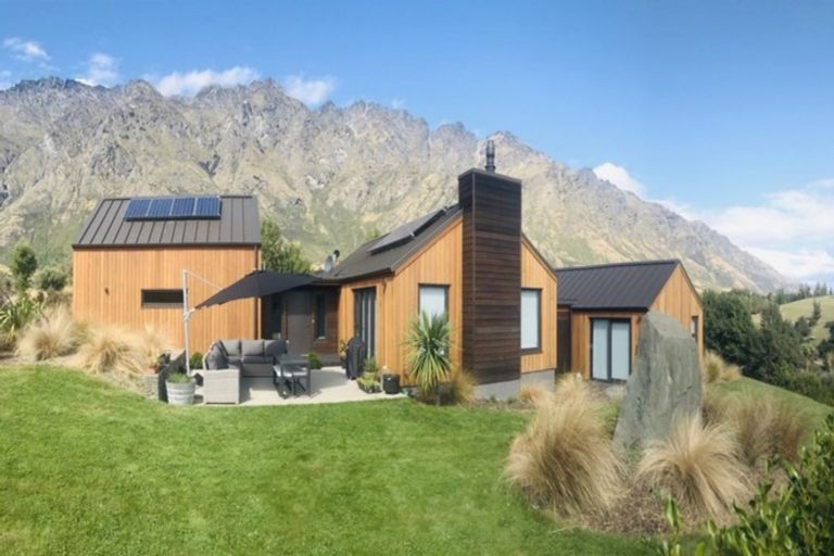 Photo of property in 30 Mckellar Drive, Jacks Point, Queenstown, 9371