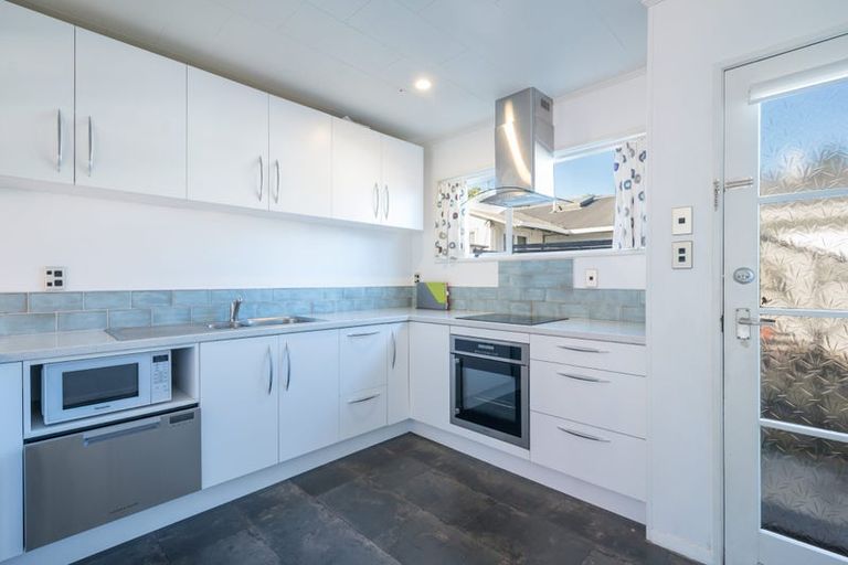 Photo of property in 2/68 Tasman Street, The Wood, Nelson, 7010