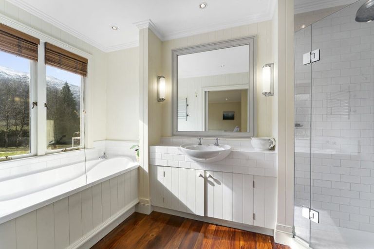 Photo of property in 448 Malaghans Road, Dalefield, Queenstown, 9371